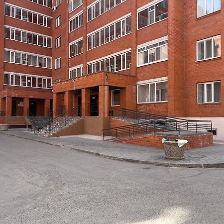 Lux Аппартаменты Smart #2 Pavlodar Exterior photo