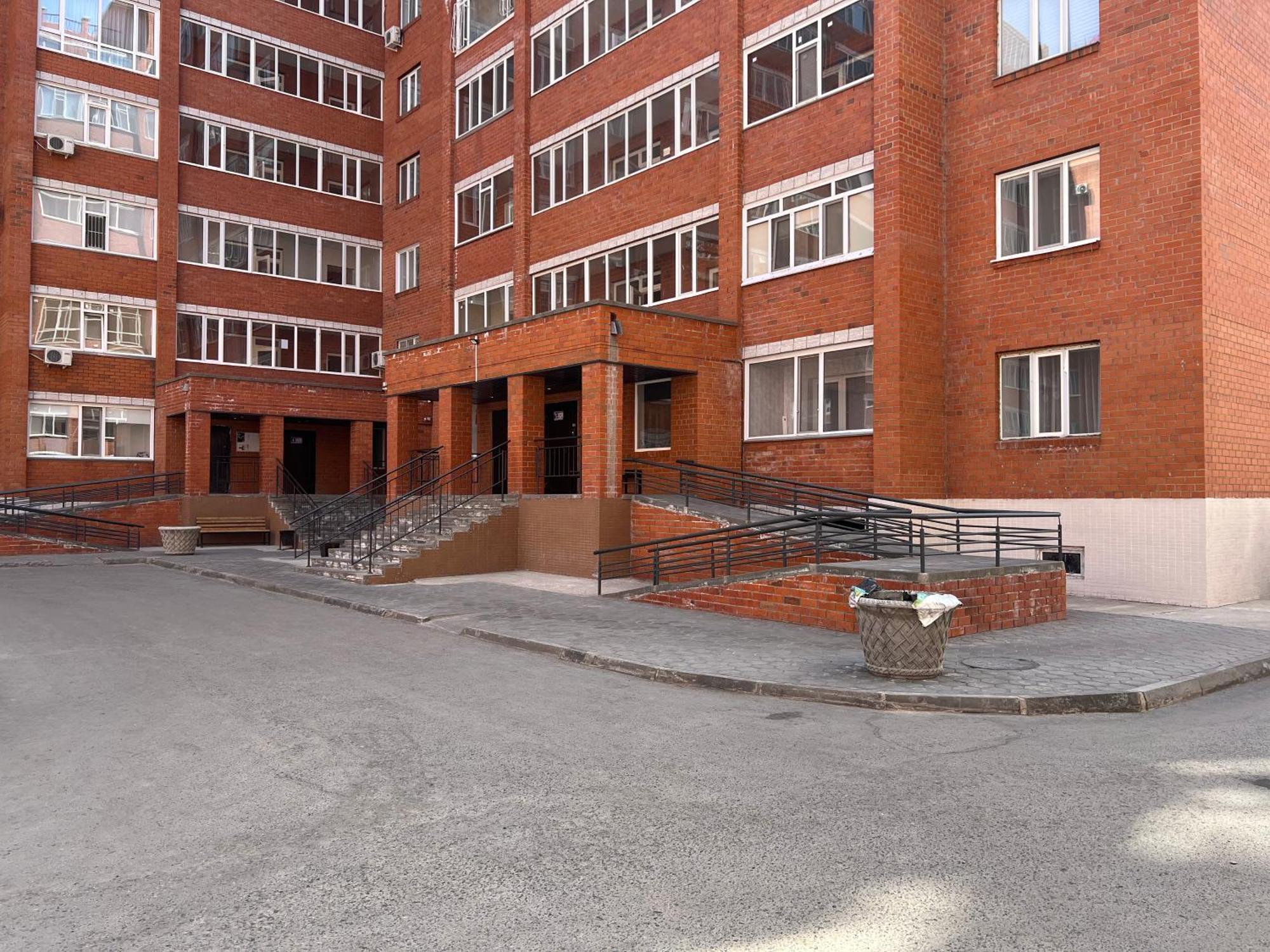 Lux Аппартаменты Smart #2 Pavlodar Exterior photo